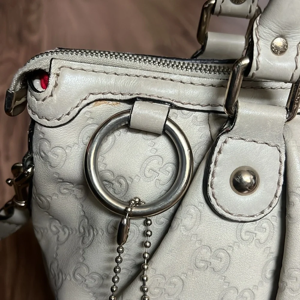 A 236 - 💯% authentic Gucci shoulder bag - Picture 7 of 16